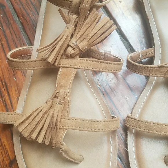 Sandals - Picture 2 of 4
